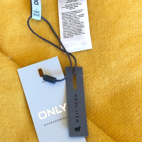 ONLY Wool Scarf - NEW - Picture 2 of 4